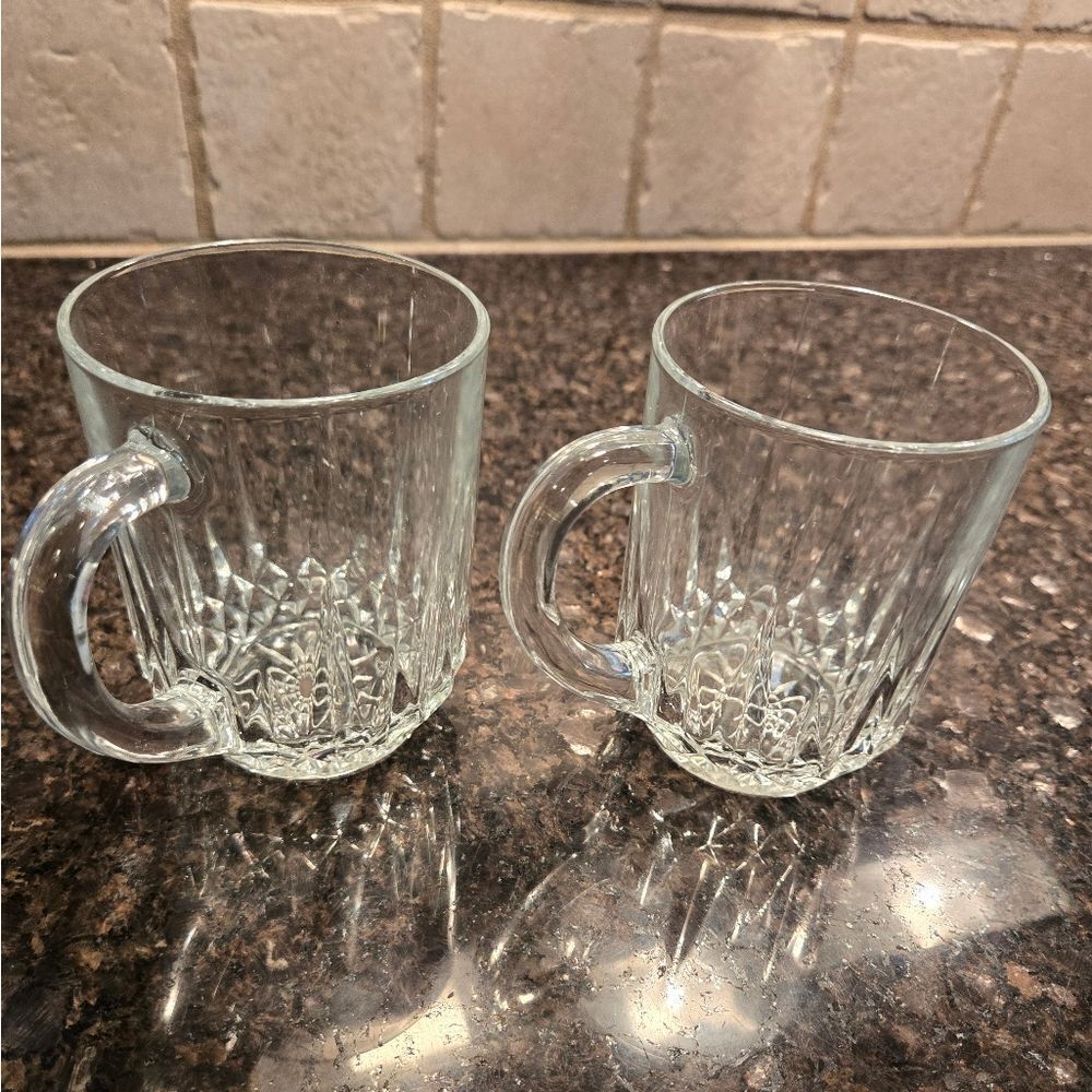 Elegant Clear Glass Mugs Set